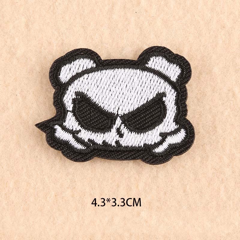 Miếng Dán Ủi Quần Áo Thêu Hình Đầu Lâu Màu Trắng Đen Phong Cách Punk
