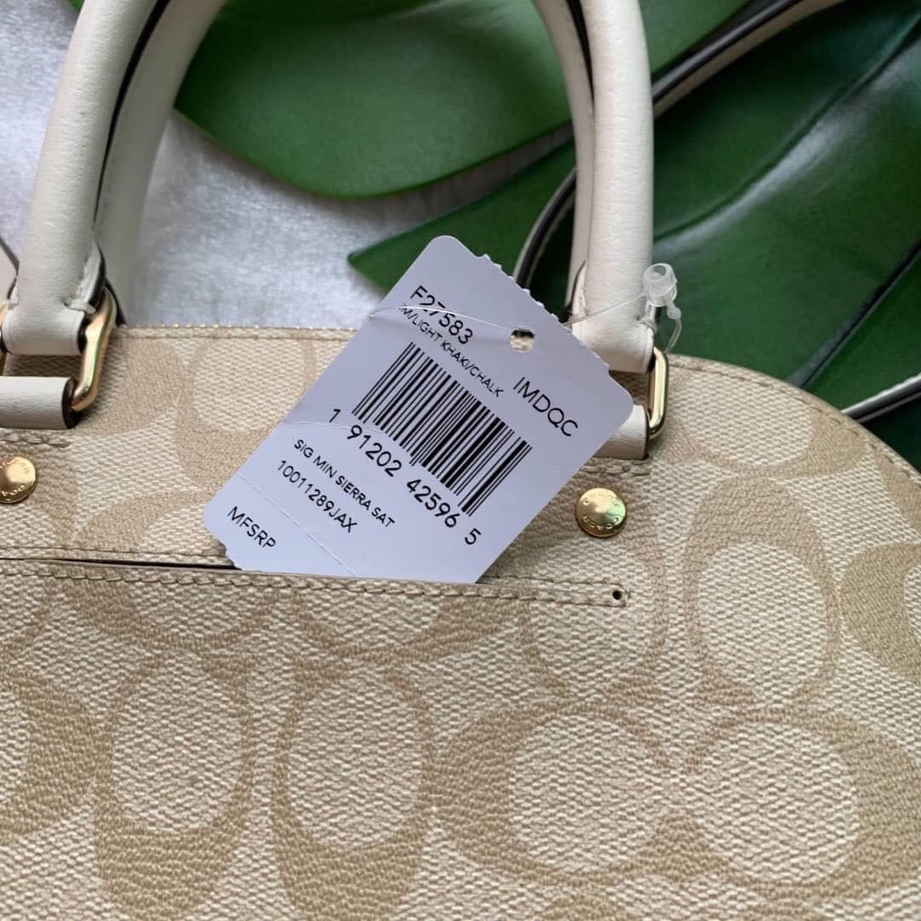 Túi xách nữ chính hãng Coach hến logo size 25cm