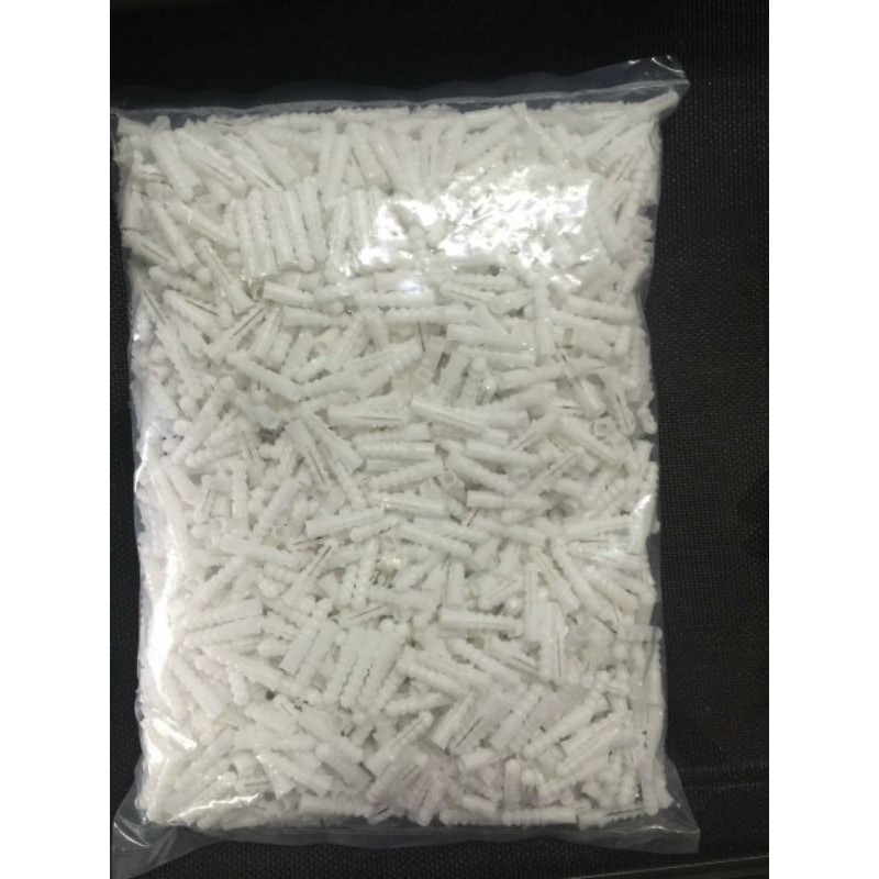 100gram Tắc kê hỏa tiễn nhựa M6-M10