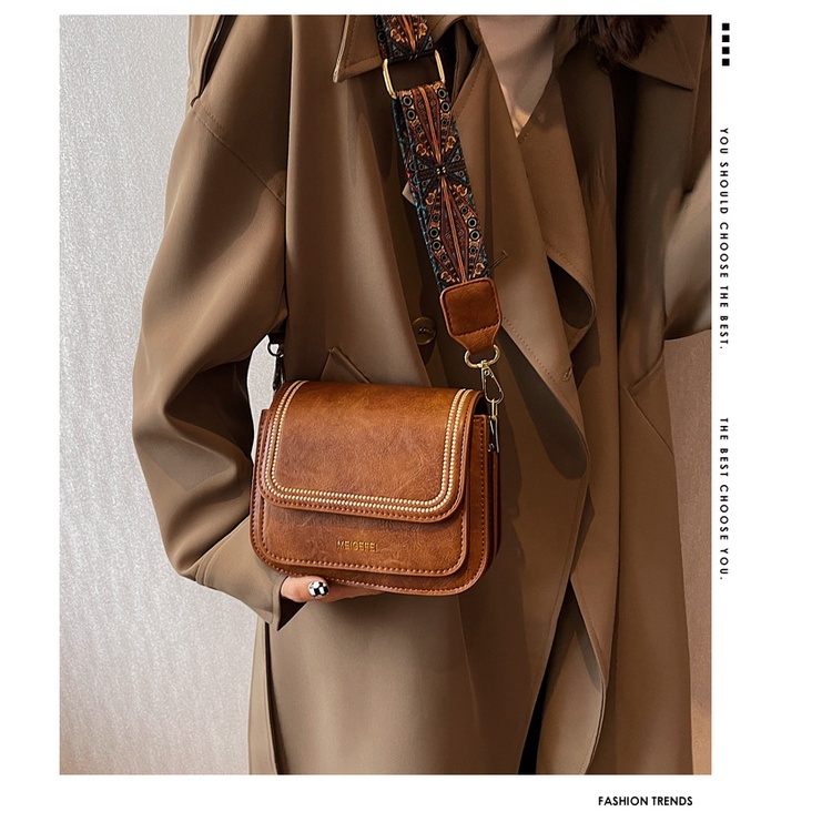 Túi Đeo Chéo Dáng Vuông Nhỏ Thiết Kế Mới Cao Cấp Thời Trang