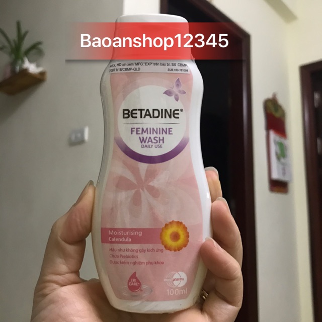 Dung dịch vệ sinh phụ nữ Betadine Gentle Protection (100ml)