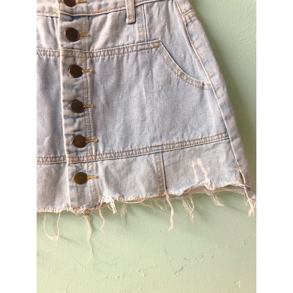 Pass chân váy jeans