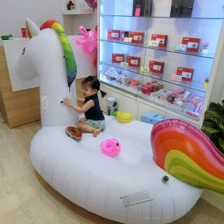 Phao bơi nằm Luxury Rainbow khổng lồ đi resort, du lịch dã ngoại