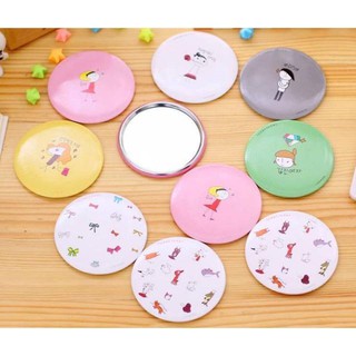 Gương trang điểm mini bỏ túi dễ thương - quà tặng của Lipice