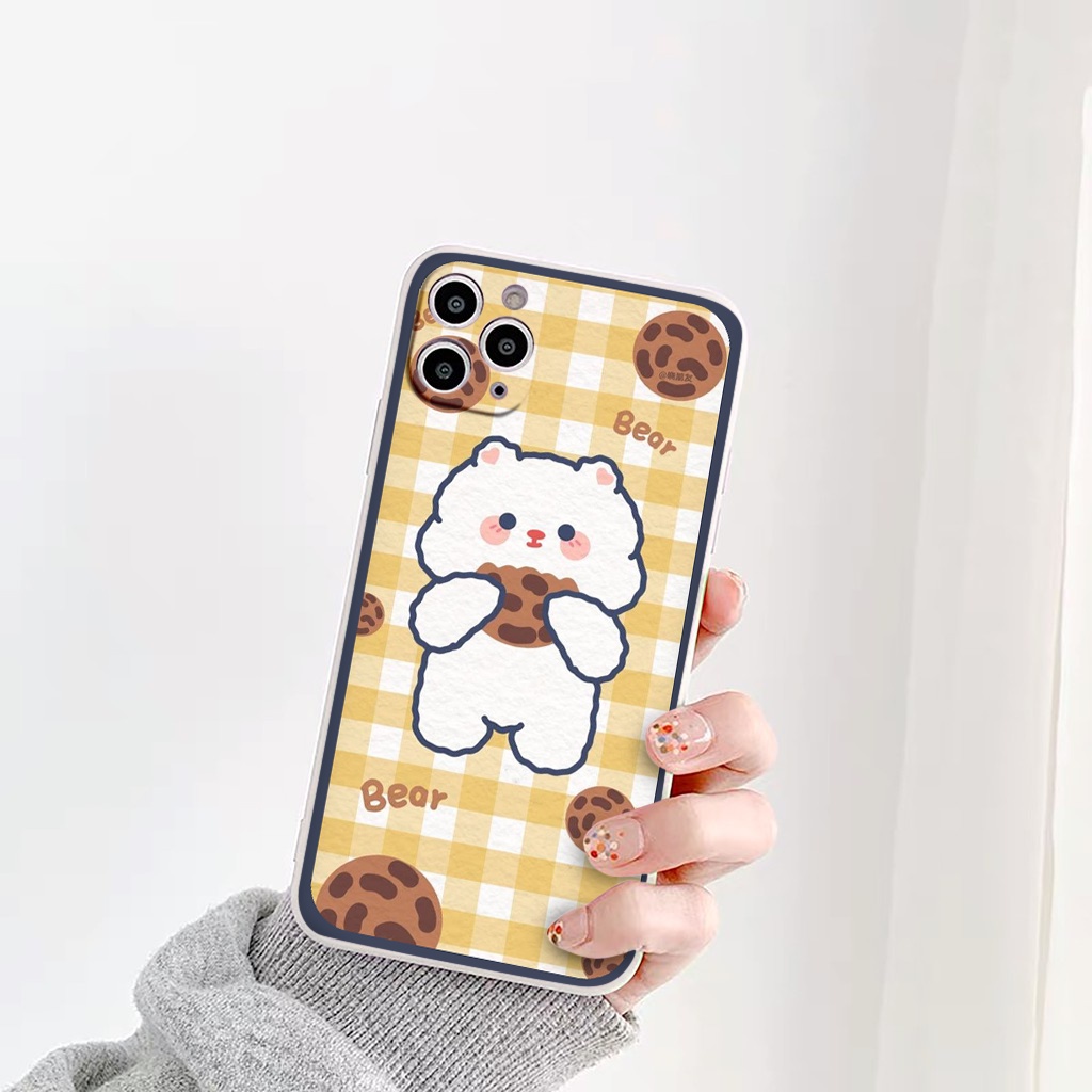 Ốp Iphone chú gấu ôm bánh qui ốp lưng iphone 13promax 11 promax 12 pro max 6 6plus 7 plus 8 x xr xsmax