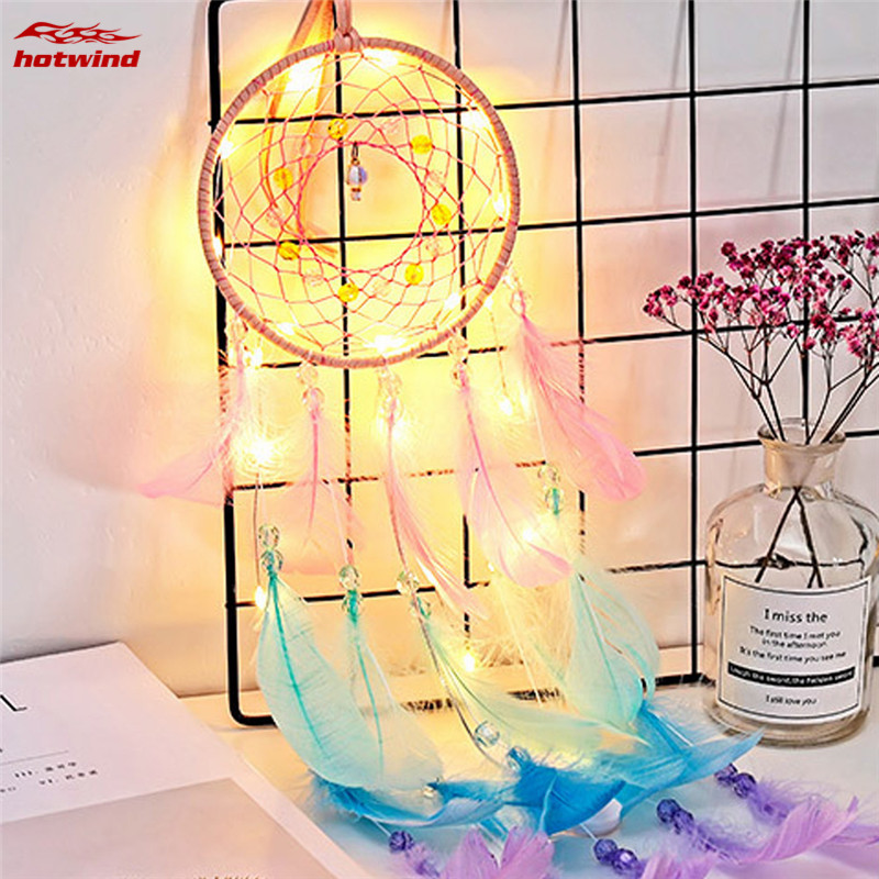 Dreamcatcher tích hợp đèn LED lung linh treo tường trang trí nội thất