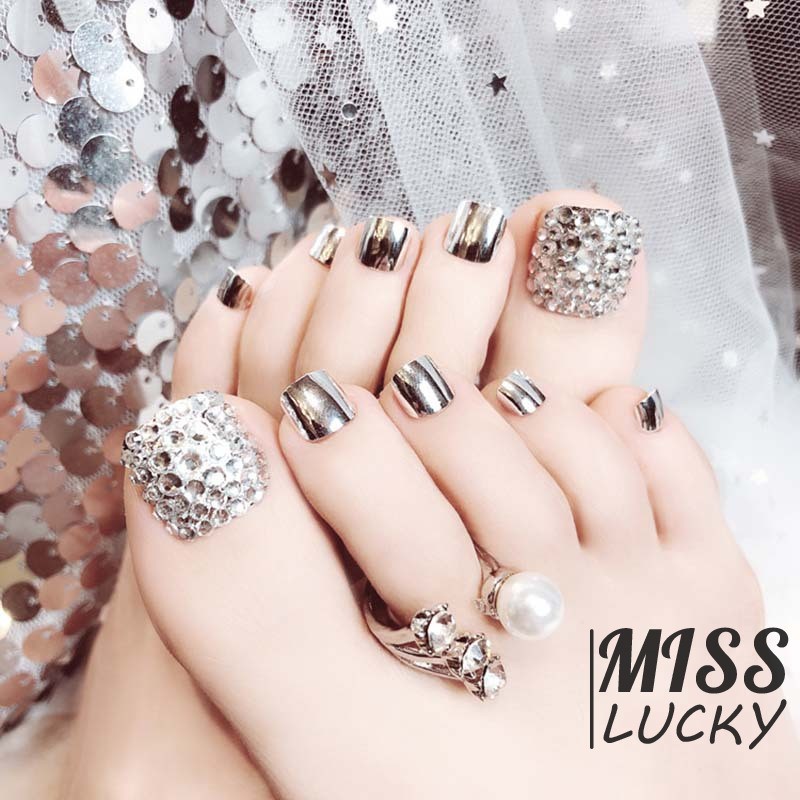 ❤Set 24 Móng Chân Giả 3D Bằng Kim Loại Màu Bạc Chất Lượng Cao