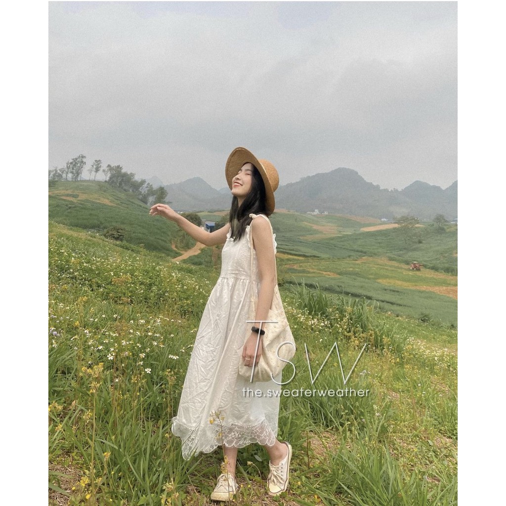 Váy đầm maxi hai dây thô trắng gấu pha ren | BigBuy360 - bigbuy360.vn
