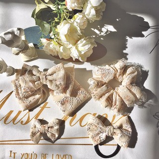 Scrunchies/ Buộc tóc/ Kẹp tóc voan hoa thêu kem
