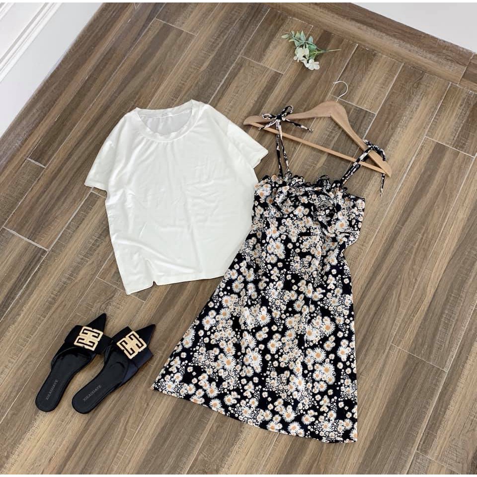 Set yếm 2 món hoa cúc xếp ly ngực. Áo cotton lụa 4c váy yếm đũi lụa. | BigBuy360 - bigbuy360.vn