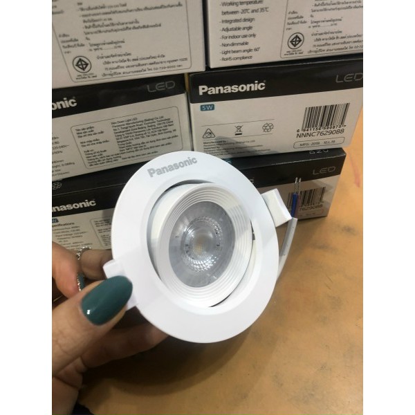 Đèn led âm trần điều chỉnh góc Panasonic