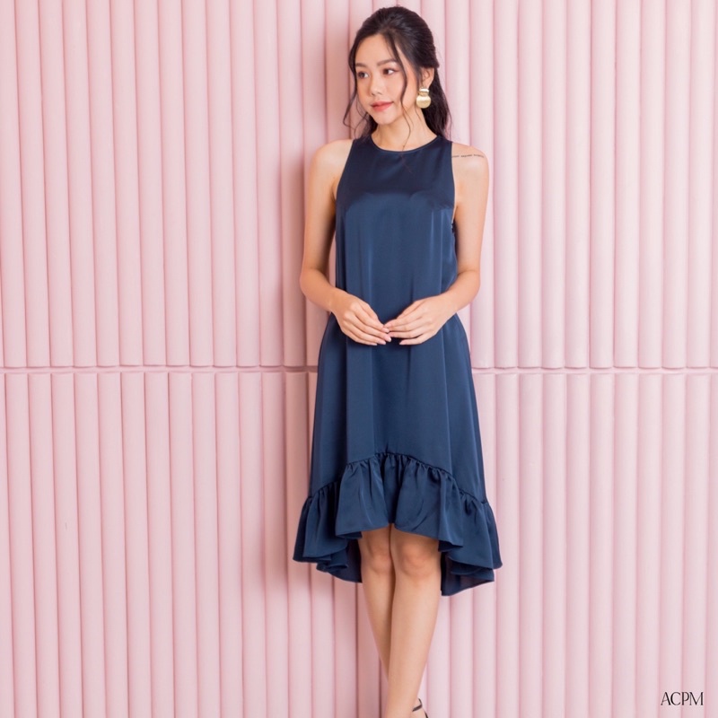 Fis dress / Váy lụa dáng suông