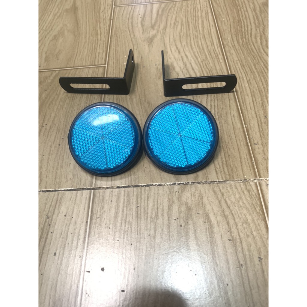 Mắt mèo dạ quang gắn dè bảng số bát sắt màu xanh dương