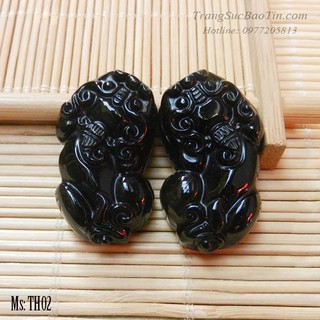 vòng cổ tỳ hưu đen