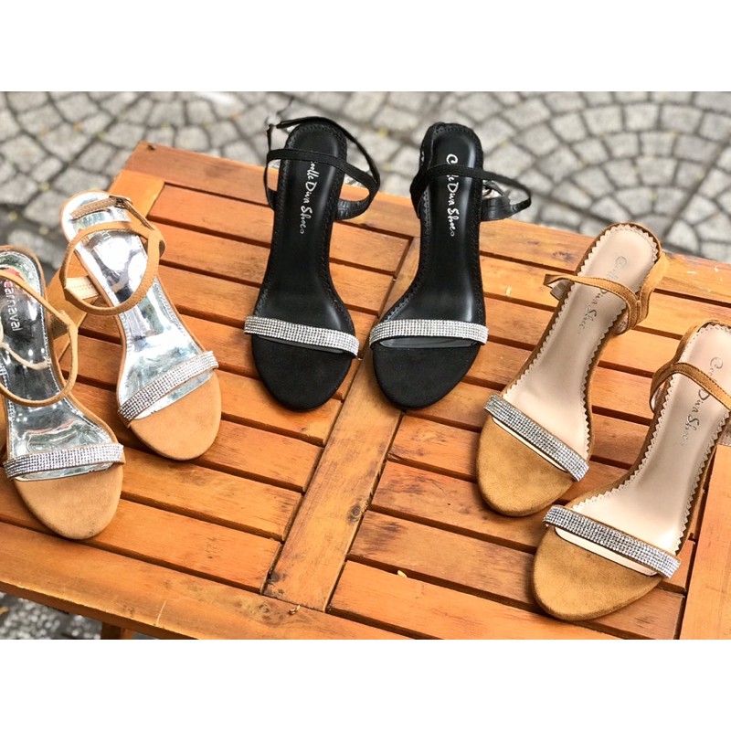 Sandal bản ngang đính đá gót nhọn 12p