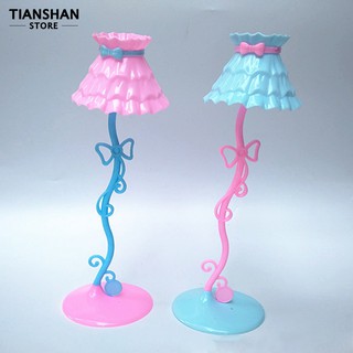 Đèn trang trí nhà búp bê