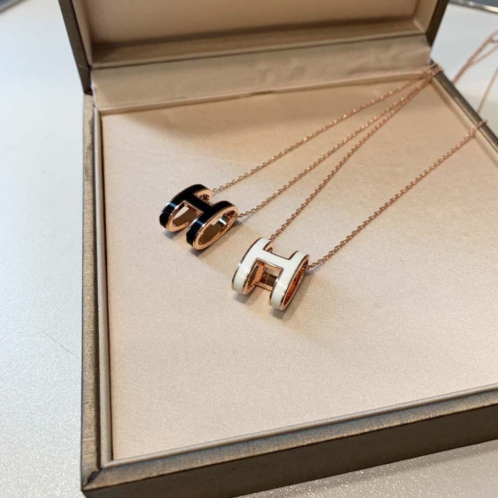 Dây chuyền bằng thép titan đính phụ kiện chữ H thời trang thanh lịch cho nữ