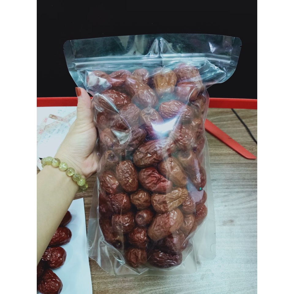 CHIN tea - 1KG TÁO ĐỎ TÂN CƯƠNG HÀNG MỚI VỀ SIZE TO NHIỀU MẪU ( 3X5cm)