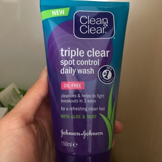 Sửa rửa mặt Clear&Clean