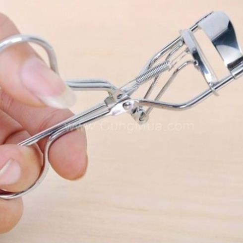 DỤNG CỤ BẤM MI - UỐN CONG MIMAKOTO⚡𝗙𝗥𝗘𝗘 𝗦𝗛𝗜𝗣 ⚡Làn mi sau khi sử dụng dụng cụ nhấn mi sẽ cong hơn