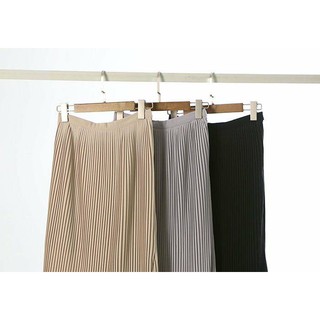 Chân váy xếp ly midi