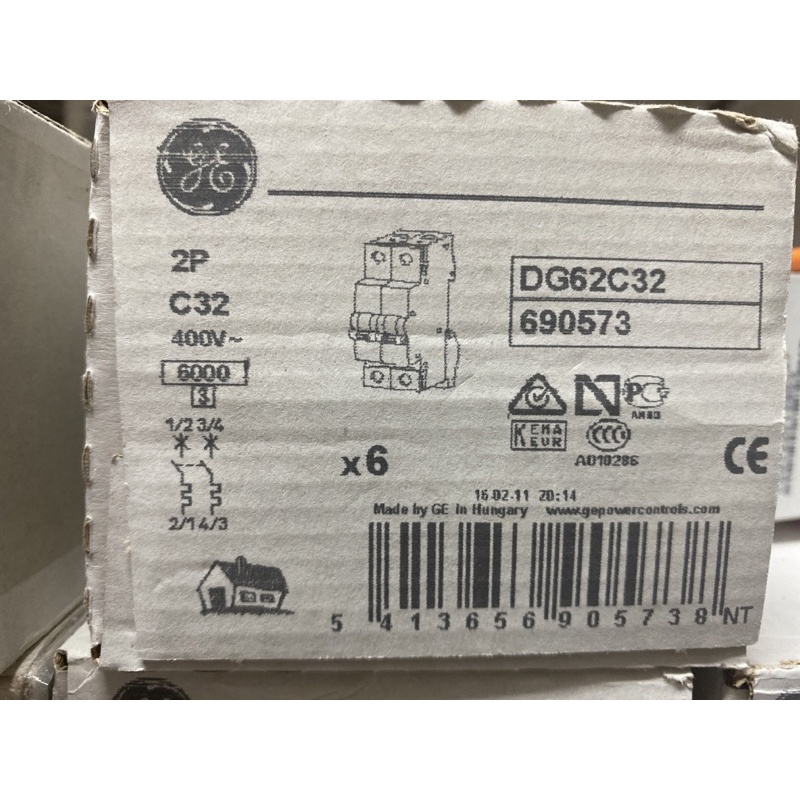 Cầu dao -MCB AC 2P 32A 6KA DG - General Electric