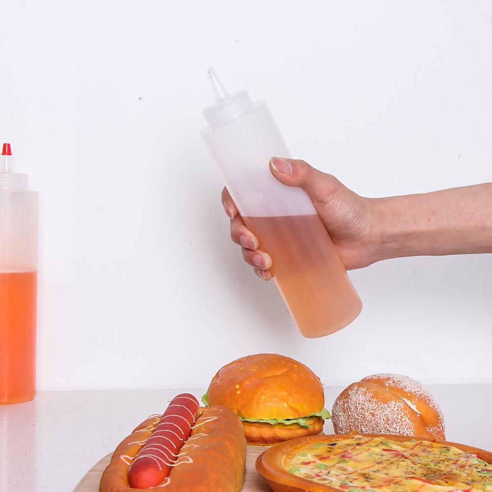 Chai Nhựa Dạng Bóp Đựng Socola Tiện Dụng