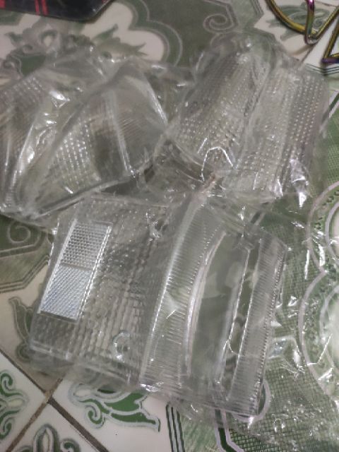 Nắp hậu, chụp đèn xi nhan Dream trắng / cam