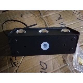 ĐÈN HẮT TƯỜNG 1 ĐẦU 3 MẮT - DHT-3M-T