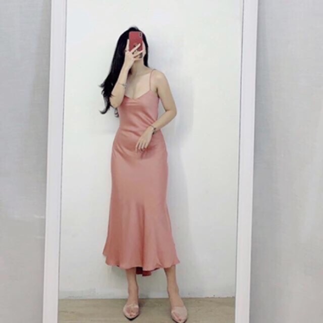 Đầm 2 dây tăngj kèm đệm ngực chất lụa satin 2 lớp | BigBuy360 - bigbuy360.vn
