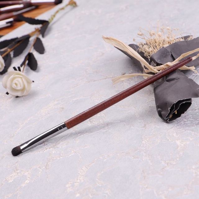 Cọ lẻ trang điểm cô dâu (mã CLE03)