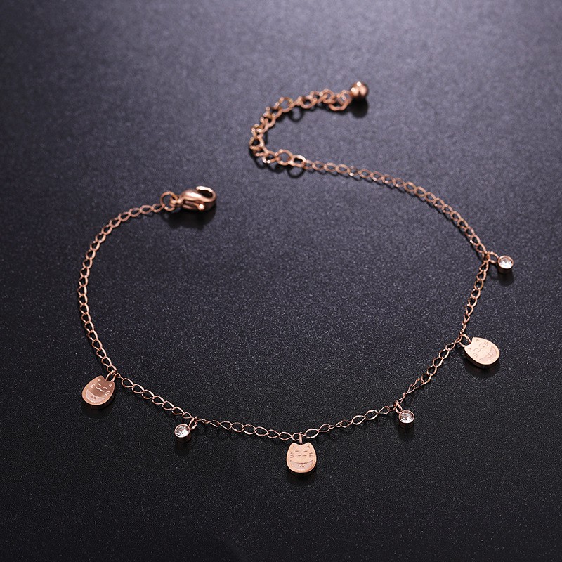 Lắc chân titan không đen không rỉ mèo may mắn | BigBuy360 - bigbuy360.vn