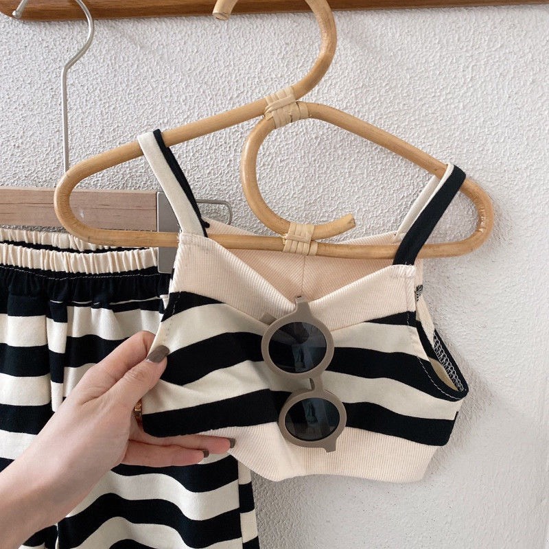 Set áo crop top + quần lửng thời trang cho bé gái hàng quảng châu cao cấp