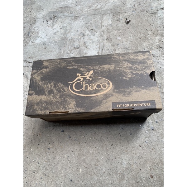 Hộp Đựng Dép Chaco