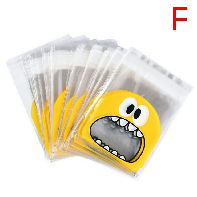 10 túi đựng vòng 7 x7 cm miệng dán ( màu vàng in hình 1 mặt )