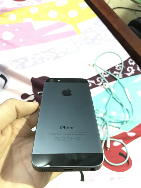 Điện thoại iphone 5 đen quốc tế zin đẹp chính hãng