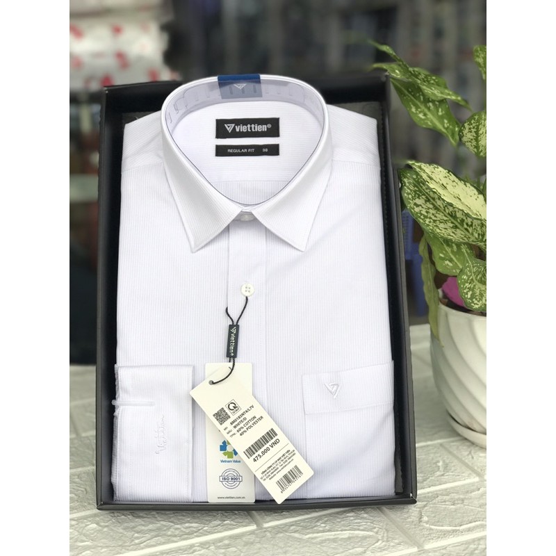 Somi Trắng Sọc Dài Tay Việt Tiến phom regular fit dáng vừa lai bầu