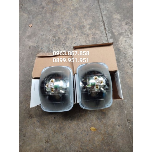 Đèn pha SUZUKI 5tạ - 7 chỗ  giá 1 cái