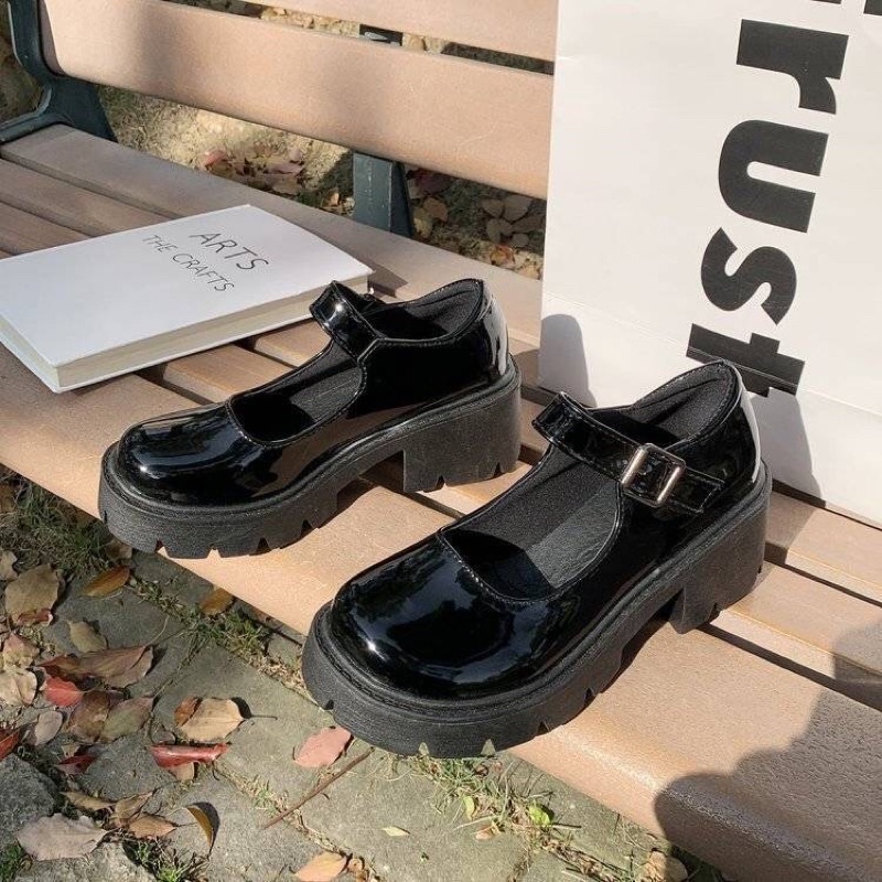 Giày búp bê lolita công chúa đế cao 6cm trắng đen có sẵn