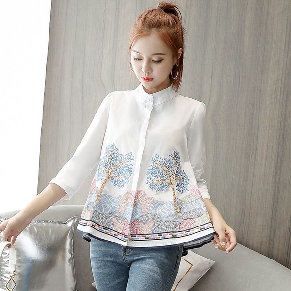 Women Embroidery Blouses Summer 3/4 Sleeve White Plus Size Doll Shirts