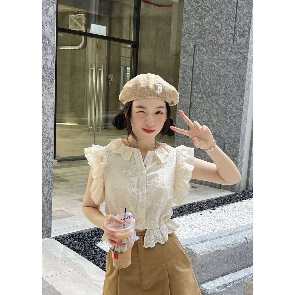 Sibling House - Áo ngắn tay phối bèo form ngắn chất vải ren hoa kem KALINA TOP