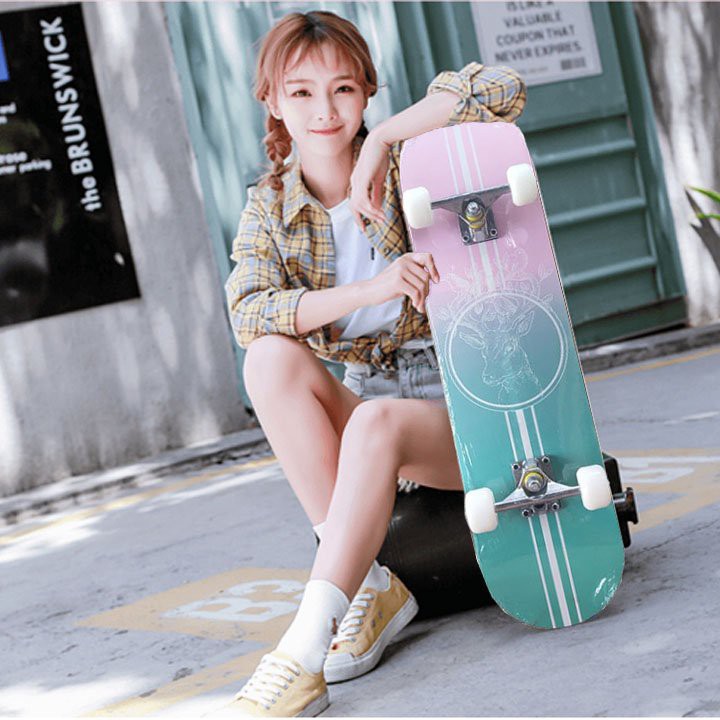 Ván trượt skateboard thể thao chất liệu gỗ phong ép cao cấp 7 lớp mặt nhám