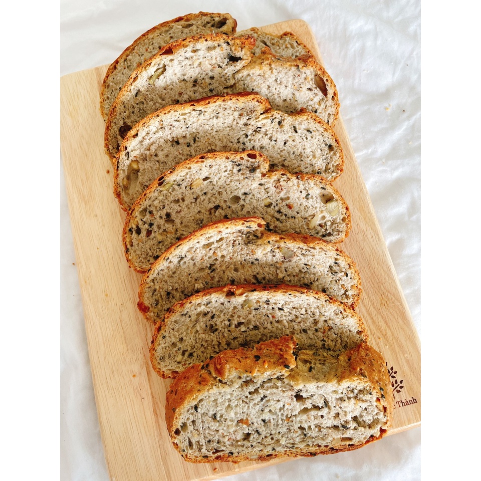 [HỎA TỐC] Bánh mì ngũ cốc Sourdough eatclean - Ổ 550gr thumbnail