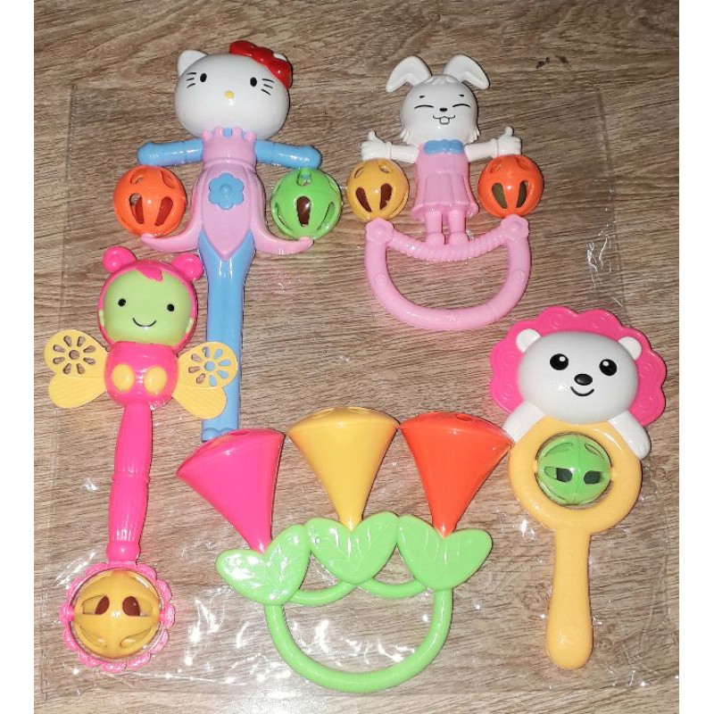 Sét 5 món lắc nhạc_lục lạc bằng nhựa cho bé