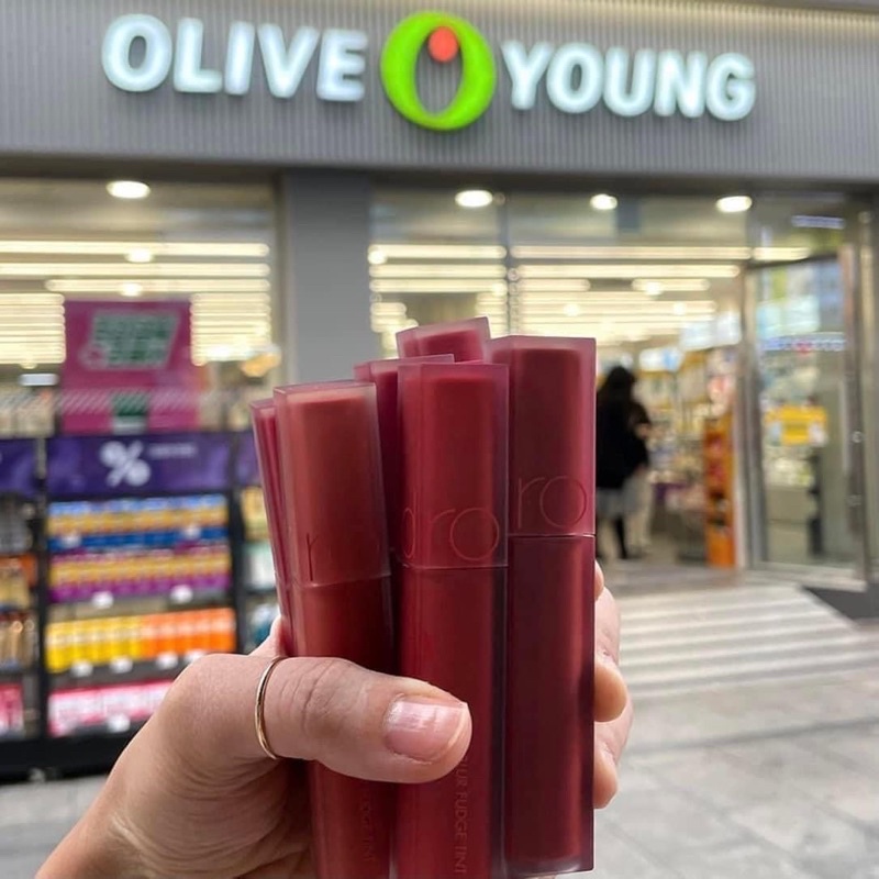 𝐒𝐎𝐍 𝐑𝐎𝐌𝐀𝐍𝐃 𝐁𝐋𝐔𝐑 𝐅𝐔𝐃𝐆𝐄 𝐓𝐈𝐍𝐓 MÀU 04