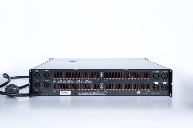 Main công suất 4 kênh Db acoustic TD 408