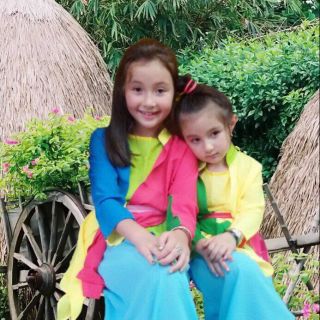 Tứ thân gồm khăn cột đầu ko nón cho bé