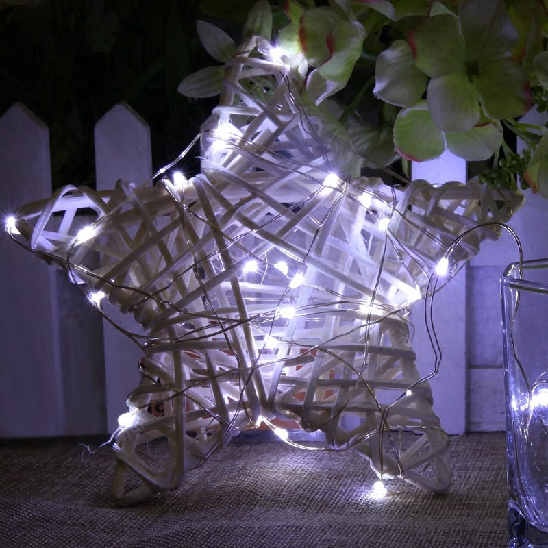 Đèn LED trang trí cho ngày lễ Giáng sinh 3 mét 30 led dây bạc với pin miễn phí【YXC】