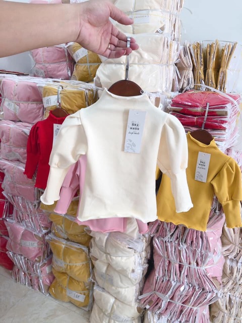 Áo cotton len tay phồng bé gái | BigBuy360 - bigbuy360.vn