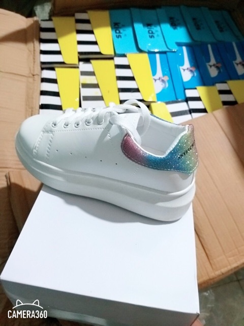 ] Giày thể thao nữ gót nhũ fullboxx | BigBuy360 - bigbuy360.vn